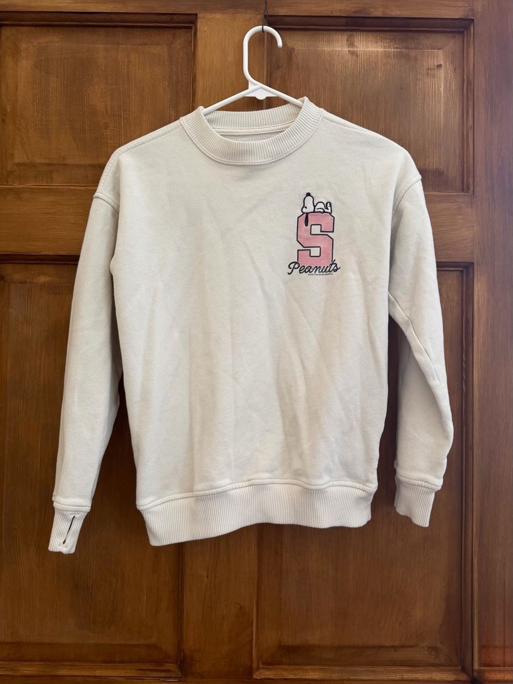 abercrombie kids Off-White Crewneck Sweatshirt with Pink Peanuts Logo
